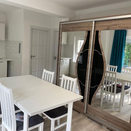 Janos Apartman บาลาตอนฟือเรด ภายนอก รูปภาพ