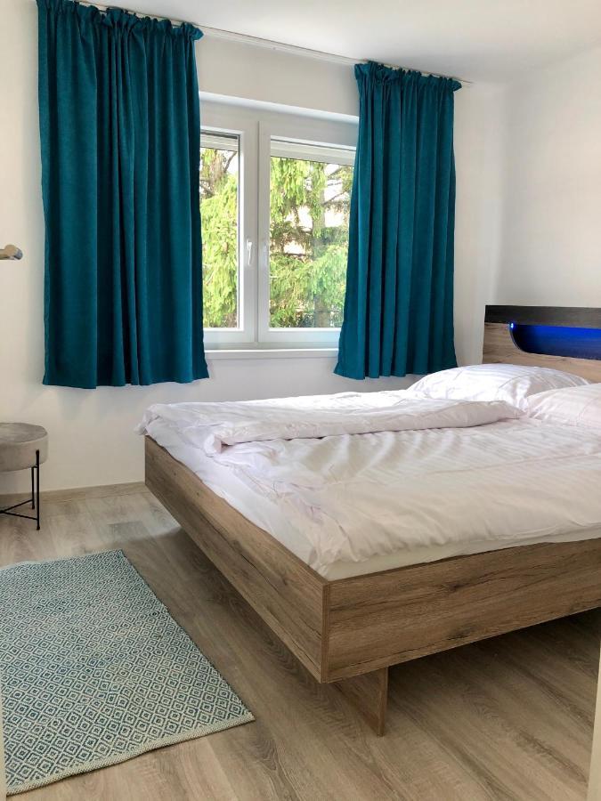 Janos Apartman บาลาตอนฟือเรด ภายนอก รูปภาพ