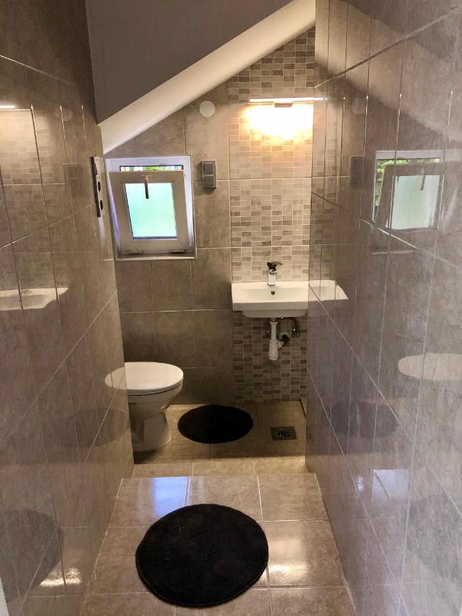 Janos Apartman บาลาตอนฟือเรด ภายนอก รูปภาพ