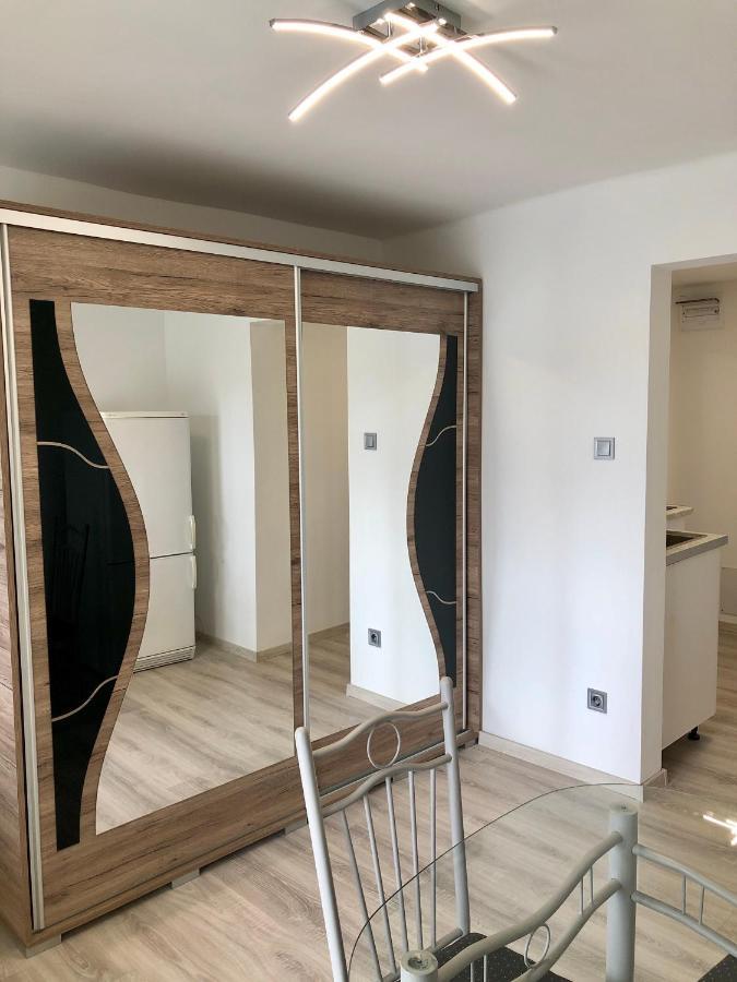 Janos Apartman บาลาตอนฟือเรด ภายนอก รูปภาพ