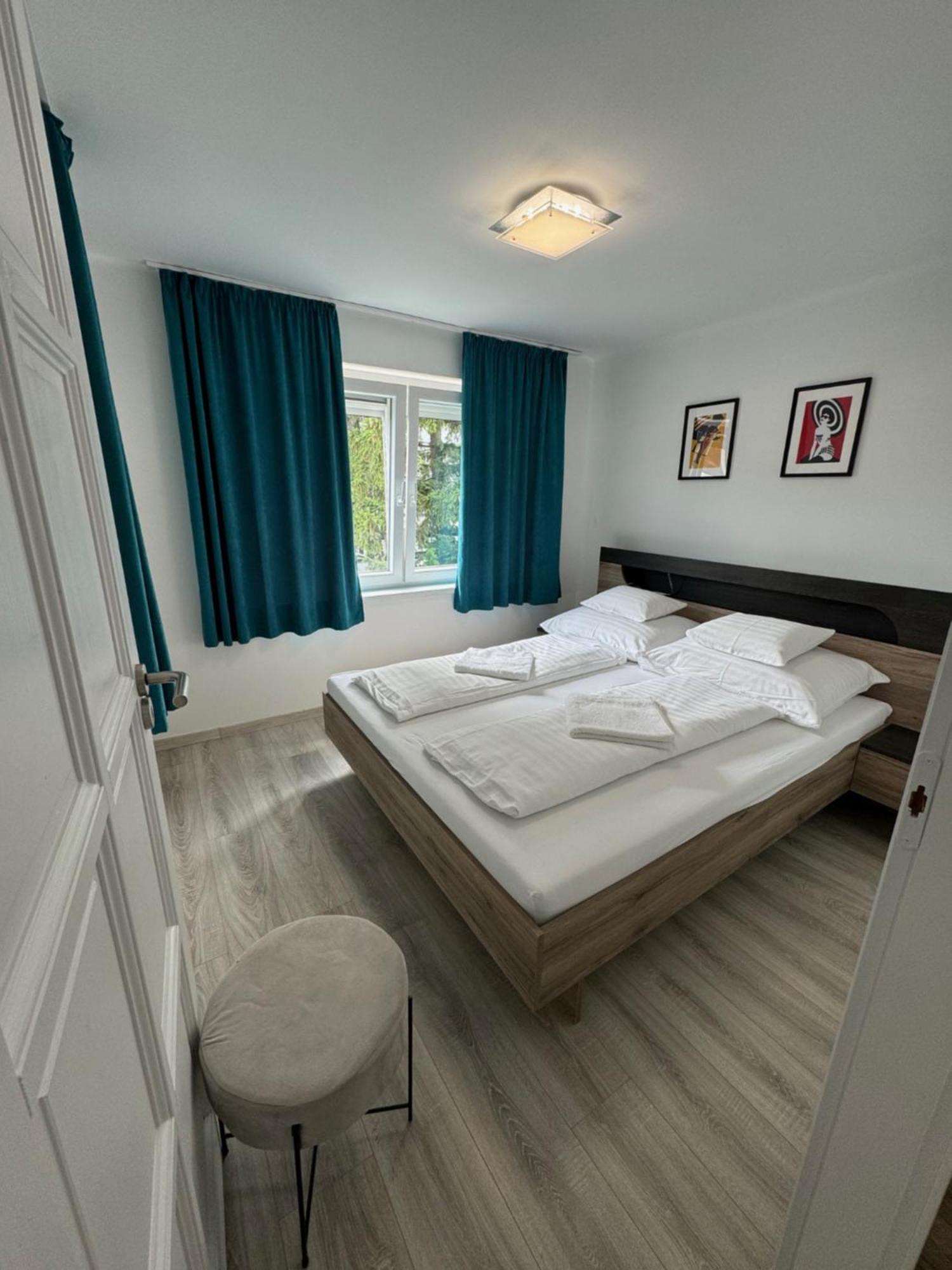 Janos Apartman บาลาตอนฟือเรด ภายนอก รูปภาพ